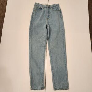 PrettyLittleThing Women's Blue Jeans - Size 0 | Trendy Fit, Effortless Style